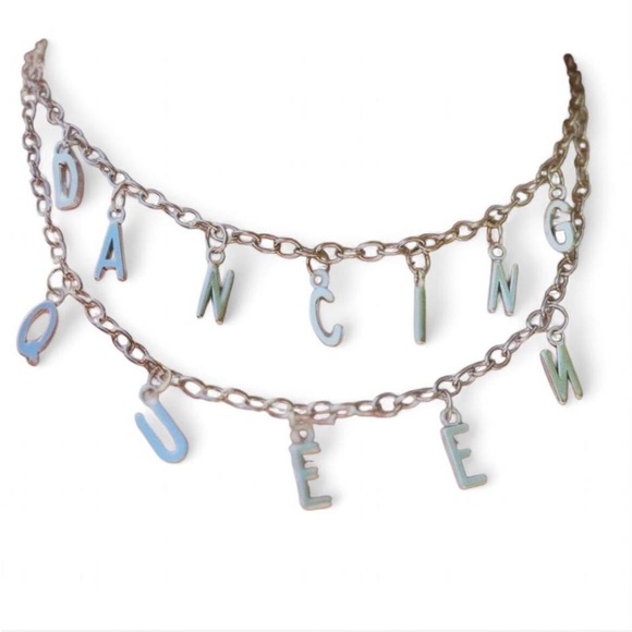 DANCING QUEEN NECKLACE - Picture 1 of 2